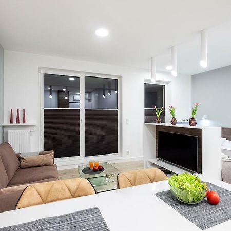 Apartament Luxury Miedzyborska 8B Varsovia Exterior foto