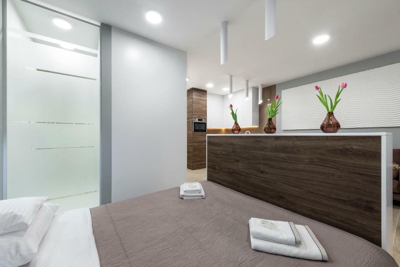Apartament Luxury Miedzyborska 8B Varsovia Exterior foto